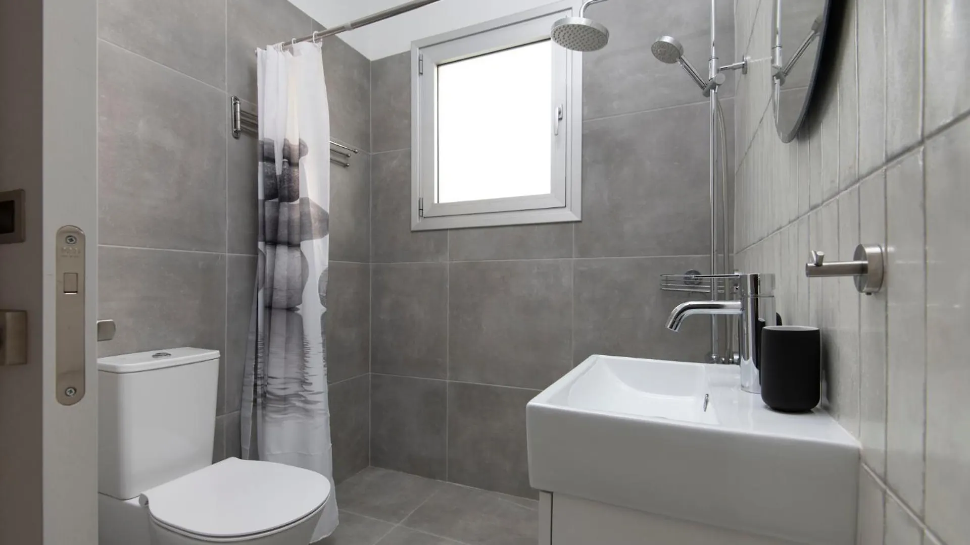 Amazing Two Bedroom Apartment Larnaca