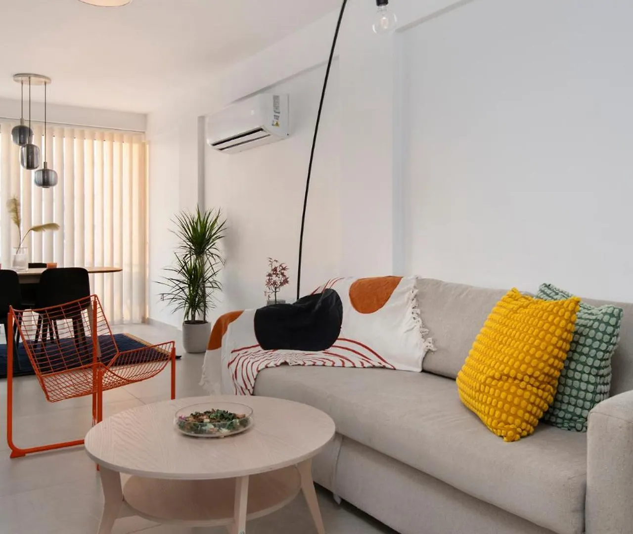 Amazing Two Bedroom Apartment Larnaca