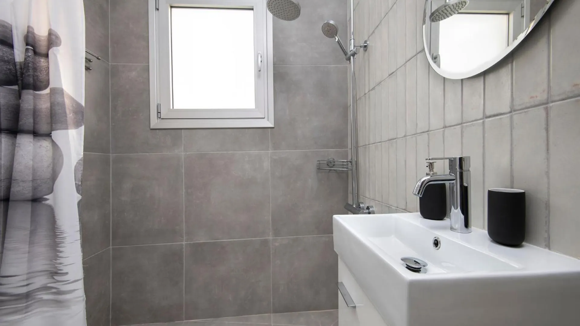Amazing Two Bedroom Apartment Larnaca