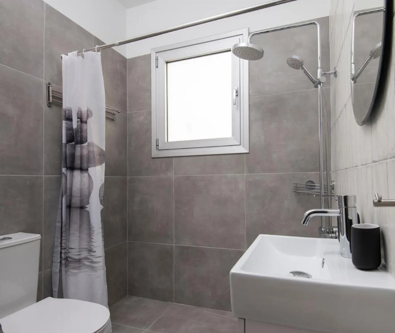 Amazing Two Bedroom Apartment Larnaca Cyprus